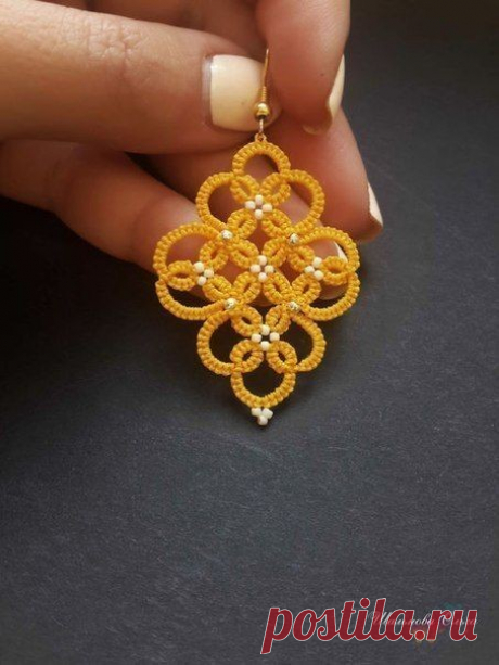 Ажурные украшения в технике фриволите