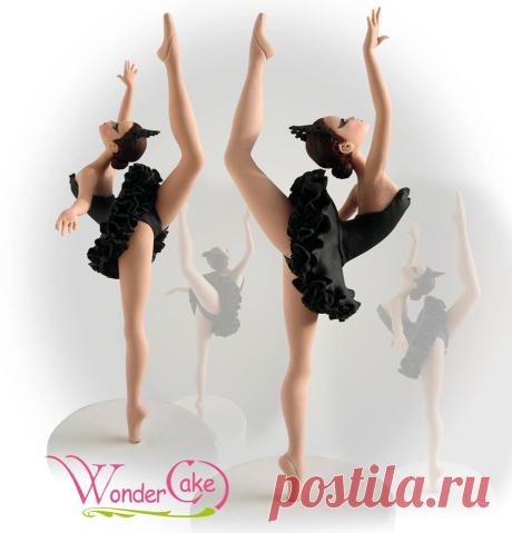 Black Swan Cake topper Height 28 cm... - WonderCake (the new page) | Facebook