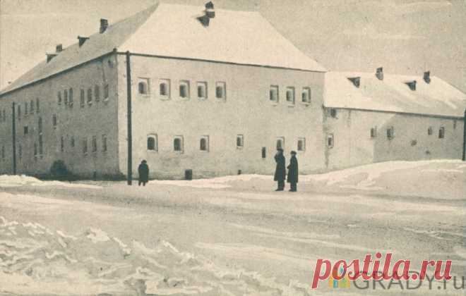 Псков, Россия - Поганкины палаты XVII в. - г3155 | GRADY.ru