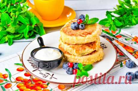 Пышные сырники на рисовой муке с бананом ПП рецепт фото пошагово и видео - 1000.menu