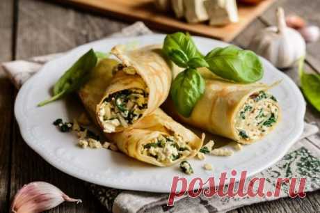 Блины с тофу, шпинатом и чесноком — Домашняя кулинария