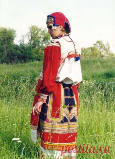 НАРОДНЫЙ КОСТЮМ (Калужская область).