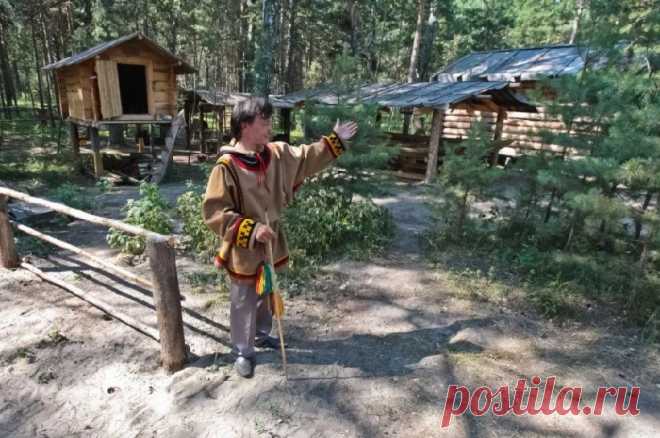 В Тюменской области открылась выставка, знакомящая с бытом кочевых народов Севера | Культура и искусство