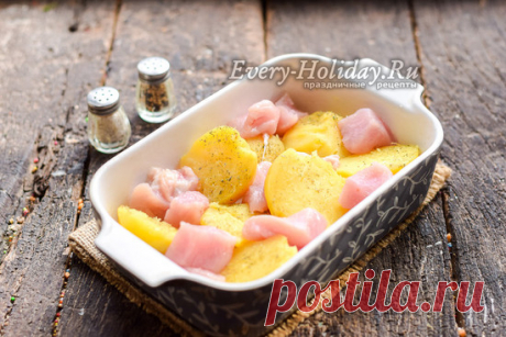 Картошка запечённая с мясом в молоке в духовке, рецепт с фото