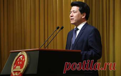 Спецпосланник Китая отправится в Россию, Германию, Польшу, на Украину и во Францию. Ли Хуэй проведет консультации по украинскому кризису, сообщили в МИД КНР