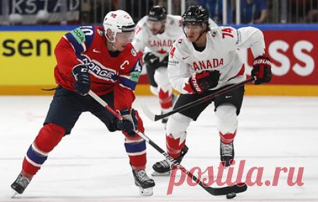 Сборная Канады по хоккею впервые с 2000 года проиграла норвежцам на чемпионате мира. Команда Норвегии победила в серии буллитов