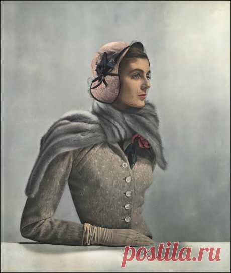 Carmen Dell' Orefice, photo by Erwin Blumenfeld, Vogue, February 1, 1949
