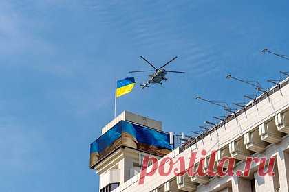 По всей Украине объявили воздушную тревогу. Во всех областях Украины вечером в субботу, 12 ноября, объявили воздушную тревогу. Это следует из данных по официальному оповещению населения, пишет ТАСС. Сообщения о воздушных тревогах начали поступать в 15:08 (14:08 по мск). 11 ноября рано утром воздушную тревогу объявили в восьми областях Украины.