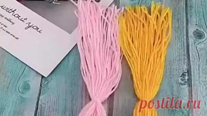 Птичка из ниток