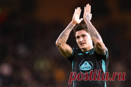 В Норвегии обеспокоились из-за возможного трансфера игрока сборной в «Динамо». Норвежский журналист NRK Ян Петтер Сальтведт высказался о возможном переходе футболиста сборной страны Матиаса Норманна в московское «Динамо». По словам репортера, сделка беспокоит норвежцев. «Такое решение Норманна очень неожиданно и, вероятно, повлияет на его будущее в сборной Норвегии», — заявил Сальтведт.