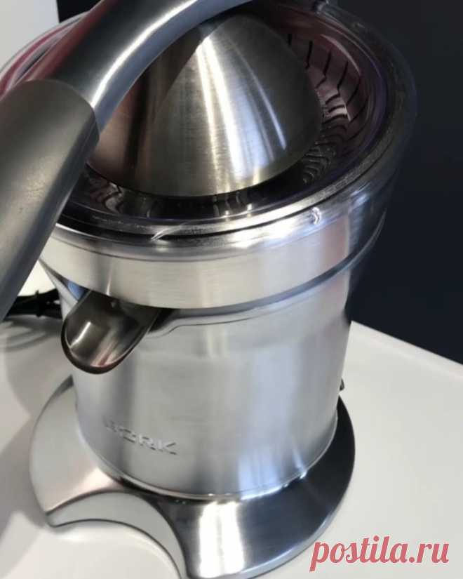 VIHAUS-салон премиум техники в Instagram: «Соковыжиматель Z800 : ✅ Комбинация механического пресса и электрического соковыжимателя. ✅ Стильный дизайн, отмеченный премией RedDot…» 263 отметок «Нравится», 7 комментариев — VIHAUS-салон премиум техники (@vihaus) в Instagram: «Соковыжиматель Z800 : ✅ Комбинация механического пресса и электрического соковыжимателя. ✅ Стильный…»