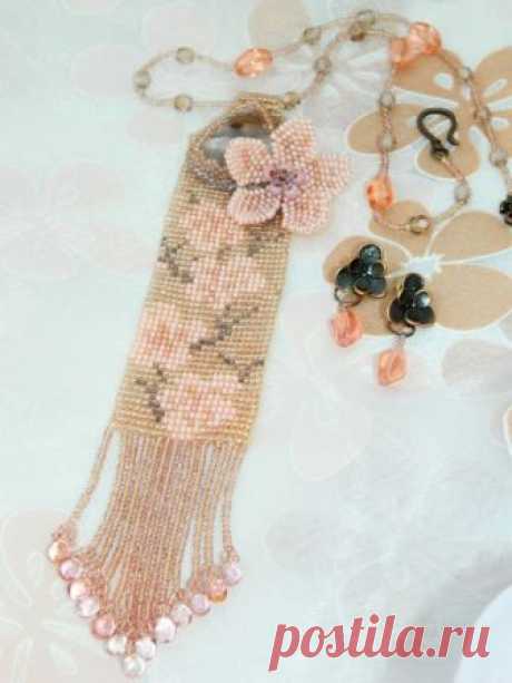 Схема «Сакура» из чешского бисера (орнамент на полотне) | biser.info - всё о бисере и бисерном творчестве