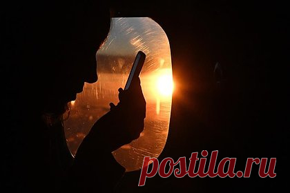 Рейс Москва — Махачкала экстренно приземлился в Волгограде. Самолет авиакомпании «Уральские авиалинии», летевший из Москвы в Махачкалу, экстренно сел в аэропорту Волгограда из-за неисправности. Пресс-секретарь авиагавани Анастасия Голодова отметила, что борт приземлился в 11.54 по техническим причинам, посадка прошла благополучно.