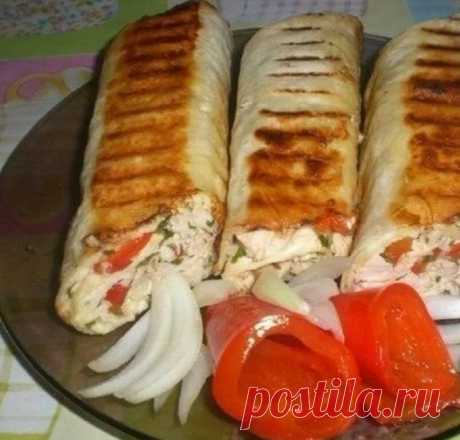 ХРУСТЯЩИЕ РУЛЕТЫ ИЗ ЛАВАША , получилось так вкусно что мужу пришлось бежать в магазин ещё за одной упаковкой лаваша | Вкусняшки | Яндекс Дзен