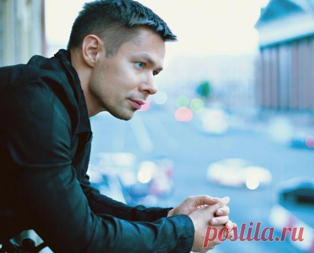 Как живет 84-летняя Эдита Пьеха: внук артистки рассказал о здоровье и досуге бабушки