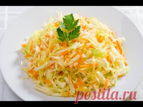 Ну, очень вкусный - салат из свежей  капусты как в СССР