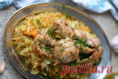 Курица С Капустой В Рукаве В Духовке За (60) Минут Вкусная и ароматная курица с капустой, запечённая в рукаве в духовке. Куриное мясо и овощной гарнир получаются сочными и нежными.