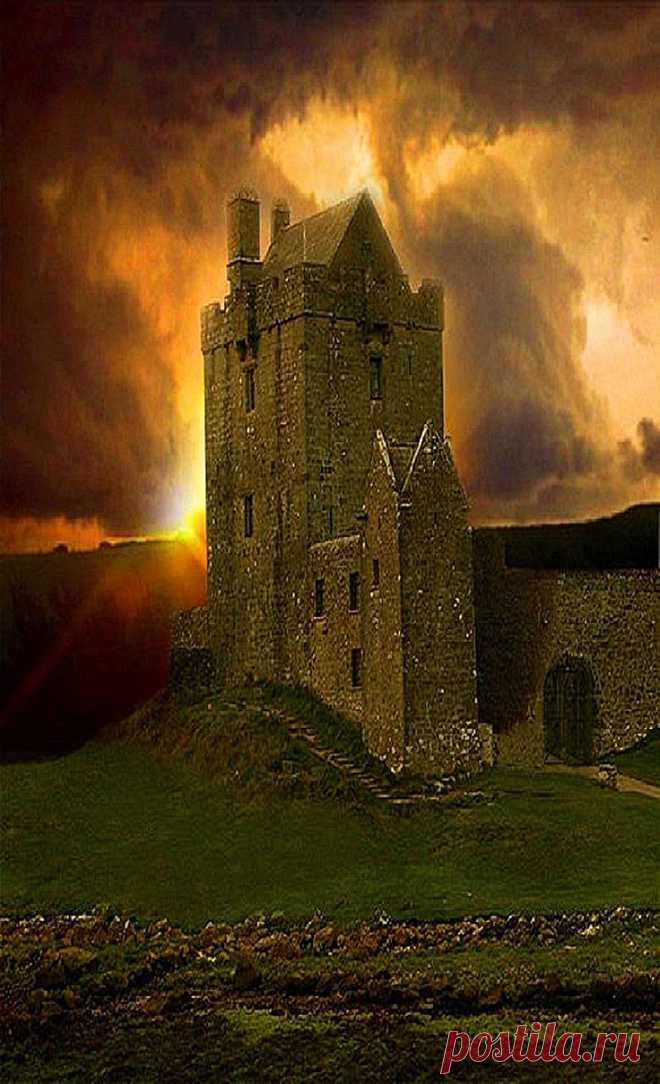 rosebiar:
“ (via Pin by Amber Cheryl on Ireland)
Medieval, Dunguaire Castle, Ireland, a piece of fantasy
Found on bluepueblo.tumblr.com
”