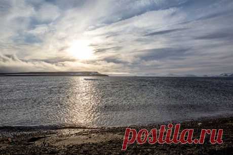 Россияне с нарушениями зрения впервые поучаствовали в экспедиции в Арктику. Россияне с нарушениями слуха и зрения впервые поучаствовали в арктической экспедиции. Об этом сообщает портал 31tv.ru. Эту уникальную поездку в Арктику организовала челябинский педагог Шумова, которая помимо преподавания возглавляет яхтенную школу. Местные чиновники изначально были скептически настроены к экспедиции.