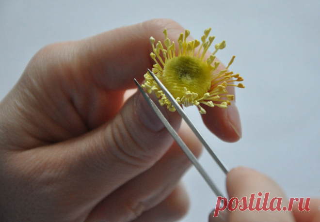 Как сделать красивую серединку для цветка из ткани? » Женский Мир