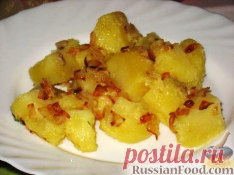 Рецепт: Отварной картофель с жареным луком на RussianFood.com