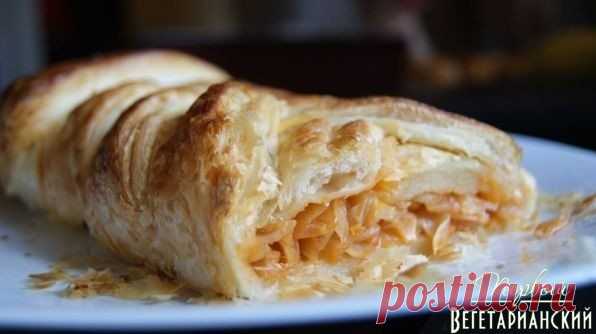 Капустный слоёный пирог...
