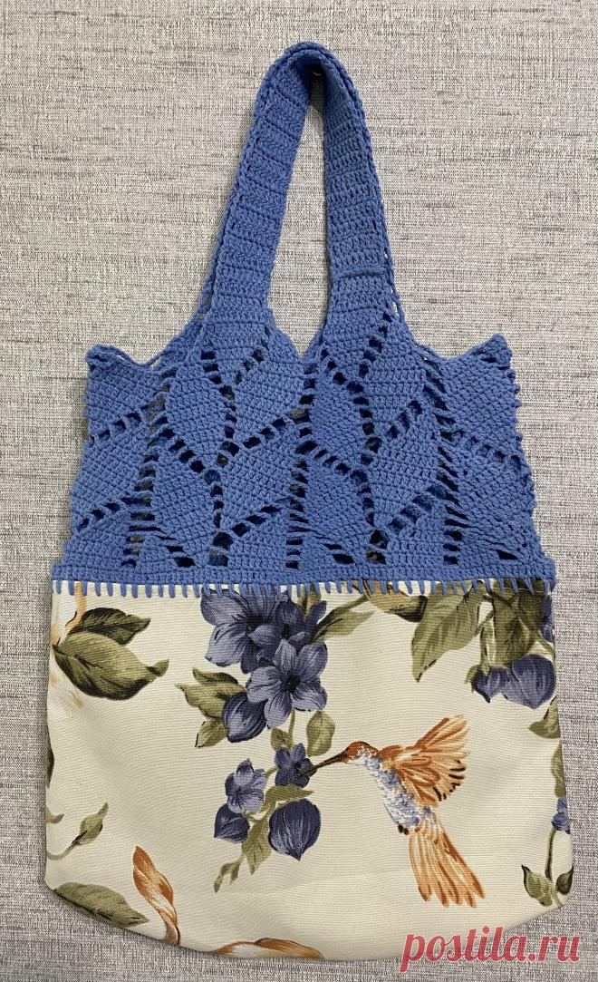 Сумочка связана с хлопковых ниток, приятно держать в руках, она лёгкая, удобная и вместительная