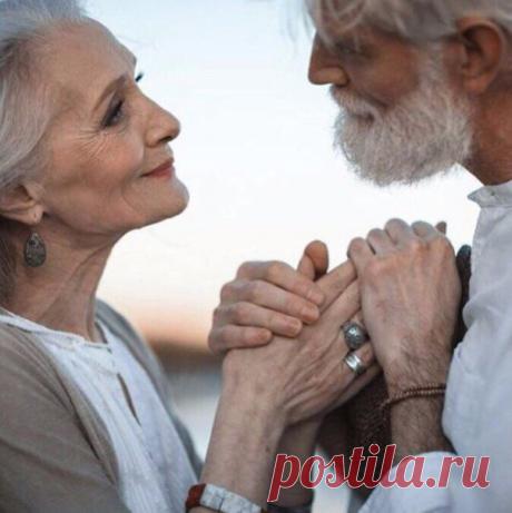 Хорошо, когда есть такой человек, с которым бесконечно хорошо. Л. Толстой