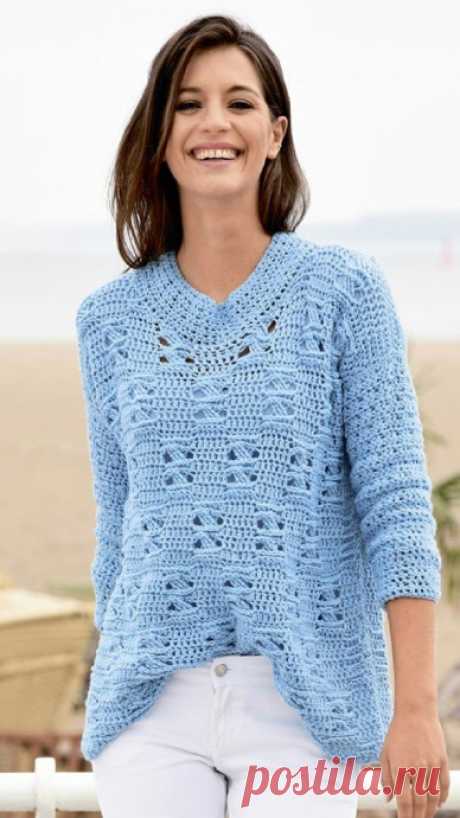 Джемпер с ритмичными косами РАЗМЕРЫ36–40 (42–46)ВАМ ПОТРЕБУЕТСЯПряжа (75% шерсти, 25% полиамида; 125 м/50 г) – 400 (450) г голубой; крючки № 4,5 и 5,5.УЗОРЫ И СХЕМЫРЕБРИСТЫЙ УЗОР (НА 3 П.)Количество петель начальной цепочки кратно 3 + 2 + 3 в.п. подъема.Вязать крючком № 4,5 по схеме 1. Каждый ряд начинать с 3 в.п....