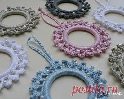 Вяжем рамочки для декора интерьера крючком
