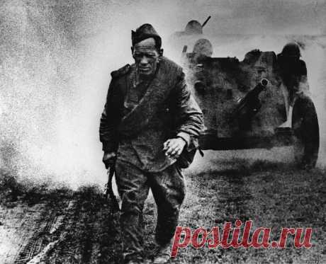 Почему Сталин вернул погоны в 1943 году