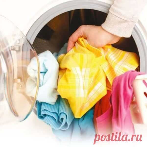 Как отстирать жёлтые пятна с белой одежде ⭐Простые и эффективные способы выведения желтых пятен с белого белья.