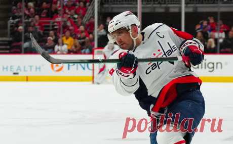 Овечкин в четвертой игре Кубка Стэнли за карьеру не нанес бросков в створ. «Вашингтон Кэпиталз» уступил «Нью-Йорк Рейнджерс» со счетом 1:4 в стартовом матче серии первого раунда Кубка Стэнли