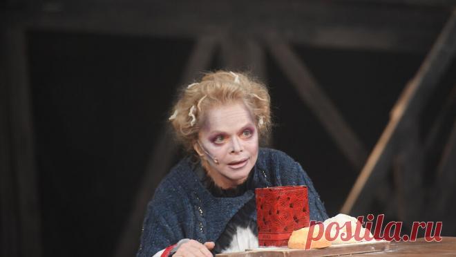 В России начали массово возвращать квартиры продавцам после скандала с Долиной. Волна возвратов продавцам, которые заявили о влиянии мошенников, квартир в судебном порядке началась после истории с певицей Ларисой Долиной. Об этом в интервью "Дума ТВ" рассказала зампред комитета Госдумы по ...