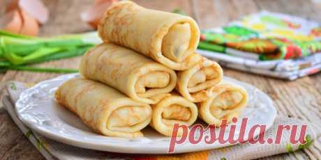 Фаршированные блины с мясом и сыром: рецепт — Лайфхакер Попробуйте приготовить нежные фаршированные блины на молоке и кипятке с мясом и подтаявшим сыром по этому рецепту.
