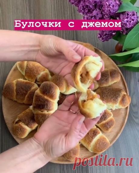 мягкие булочки из воздушного теста