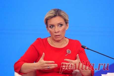 Захарова заявила о двуличии США в вопросах осуждения переворотов. Официальный представитель МИД России Мария Захарова заявила, что США осуждают только те попытки захвата власти неконституционным путем, в которых не участвуют сами. По ее словам, в 2014 году США осудили попытку переворота в Гамбии, но совпавший по времени майдан на Украине осуждения Вашингтона тогда не удостоился.