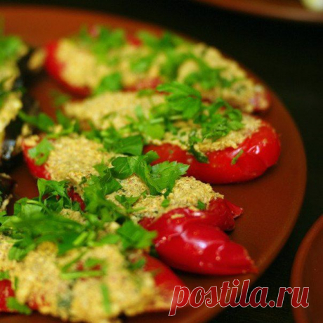 МАРИНОВАННЫЙ ПЕРЕЦ С ОРЕХОМ