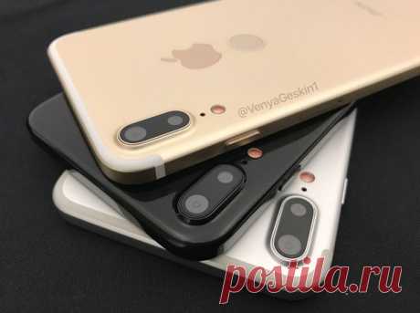 Опубликованы новые изображения iPhone 8 в трех цветах Известный инсайдер, автор многих подтвержденных утечек, OnLeaks опубликовал изображения 3D-модели смартфона iPhone 8. Одновременно латвийский блогер Вениамин Гескин опубликовал фотографии макетов грядущего флагмана, созданных на базе рабочих чертежей устройства. iPhone 8 демонстрируется в трех цветовых исполнениях.