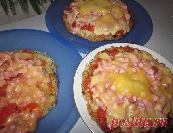 молниеносная картофельная пицца на сковороде
