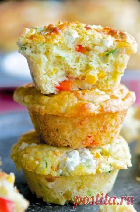Сырные мафины с овощами