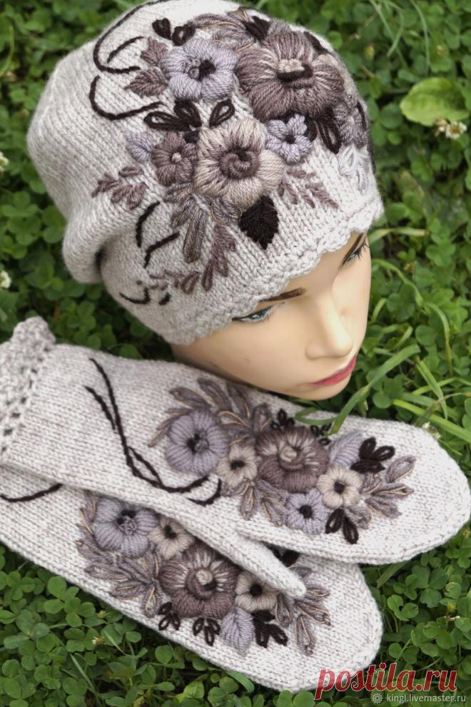 Вязаные комплекты из шапок и перчаток с вышивкой: великолепные идеи — Сделай сам, идеи для творчества - DIY Ideas