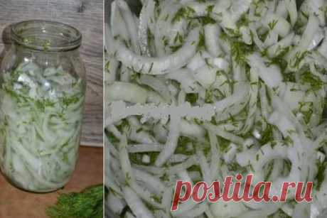 Очень вкусный маринованный лук для шашлыка, салата и просто так тоже очень вкусно!  
Лук получается очень вкусным,им можно и отбивную посыпать и в салатик добавить, а можно и просто так с хлебушком свежим покушать.
Как приготовить лук для шашлыка
Ингредиенты:
• 4-5 луковиц
• 2-3 зуб…