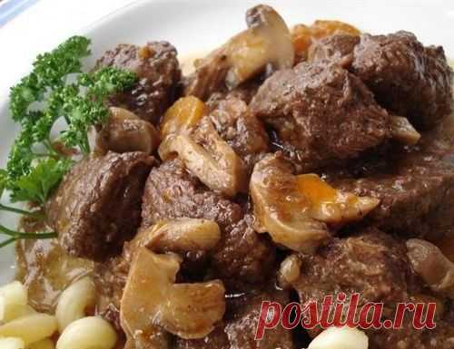 Говядина в мультиварка: 3 праздничных рецепта