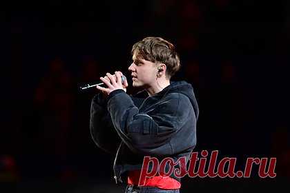 Популярный певец уклонился от ответа на вопрос о службе в армии