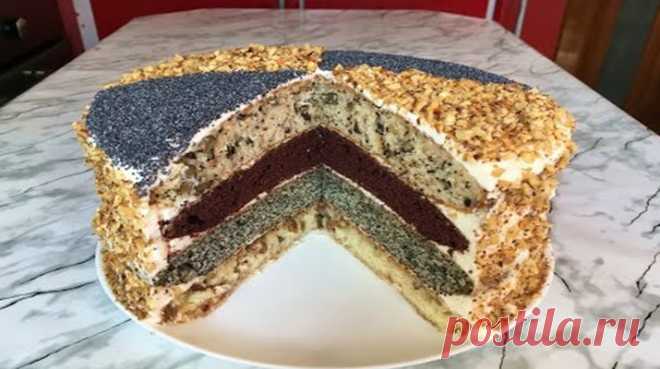 Классический королевский торт - Очень вкусно Однажды мне заказали именинный торт и я ничего лучшего кроме классического королевского торта не придумала — и не прогадала. Ведь пышные коржи, разнообразие вкусов, в сочетании с нежным сметанным кремом... Read more »