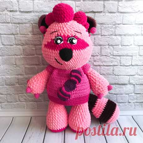PDF Енот Соня крючком. FREE crochet pattern; Аmigurumi animal patterns. Амигуруми схемы и описания на русском. Вязаные игрушки и поделки своими руками #amimore - енот из Мимимишек, енотик из мультфильма Ми-ми-мишки.