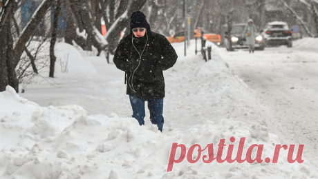 Москвичей предупредили о мощном снегопаде и метели в воскресенье. Снегопад, метель и гололедицу прогнозируют синоптики в Москве в воскресенье, 3 декабря. Об этом сообщается на сайте Гидрометцентра России. Днем температура воздуха понизится до 7 мороза, ночью - до минус 9 градусов. Ветер будет дуть ...