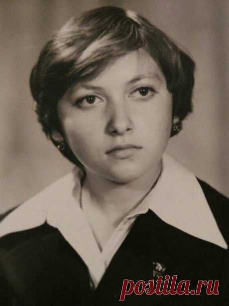 А давайте вспомним нашу юность, друзья!
У каждого из нас есть, что рассказать...
Я ведь хотела в 19 лет на стройку века - БАМ уехать!
Но выбрала Ленинград. 

Показать полностью…