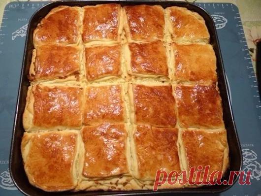 Погача с сыром Пирог получается довольно большой, можно взять форму для выпеч...